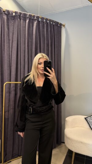 DOKULU SİYAH KISA CEKET KABAN
